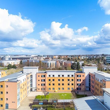 Vibrant Ensuite Rooms, Hatfield - Sk エクステリア 写真
