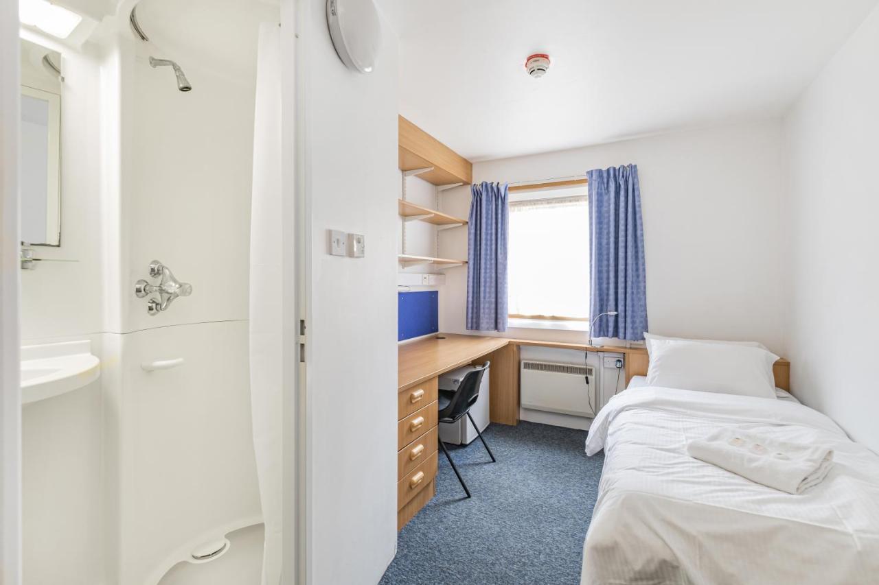 Vibrant Ensuite Rooms, Hatfield - Sk エクステリア 写真